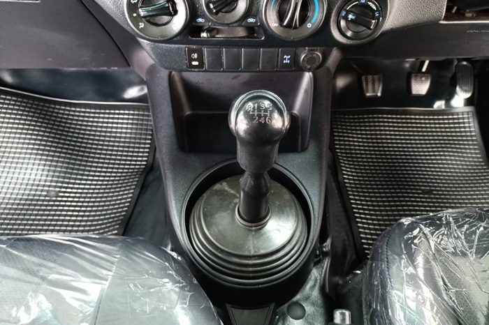 REVO 4WD 2019 2.8J MT STANDARD DARK GREY  4143 full