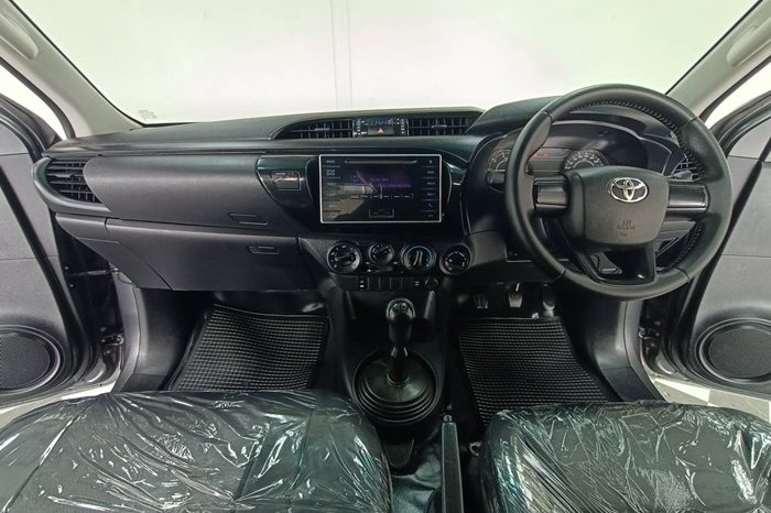 REVO 4WD 2019 2.8J MT STANDARD DARK GREY  4143 full