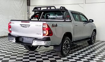 REVO 4WD 2022 2.8G AT DOUBLE CAB SILVER  9963 full