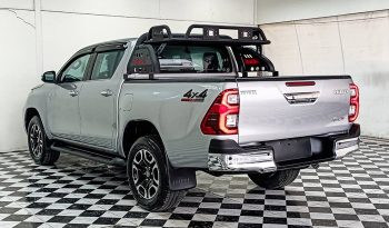 REVO 4WD 2022 2.8G AT DOUBLE CAB SILVER  9963 full