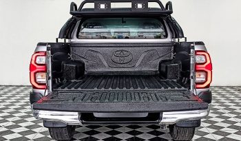 REVO 4WD 2022 2.8G AT DOUBLE CAB SILVER  9963 full
