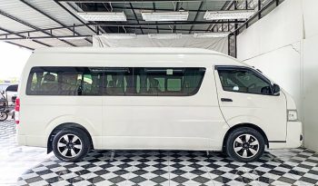 TOYOTA 2WD 2018 3.0 MT COMMUTER WHITE  6540 full
