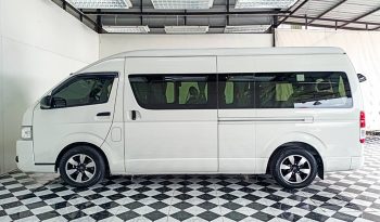 TOYOTA 2WD 2018 3.0 MT COMMUTER WHITE  6540 full