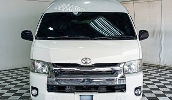 TOYOTA 2WD 2018 3.0 MT COMMUTER WHITE  6540 full