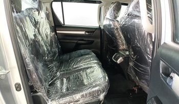 REVO 4WD 2022 2.8G AT DOUBLE CAB SILVER  3380 full