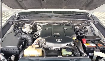 REVO 4WD 2022 2.8G AT DOUBLE CAB SILVER  3485 full