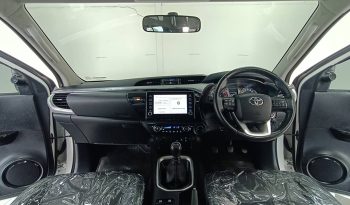 REVO 4WD 2021 2.8G MT SMART CAB WHITE  6382 full