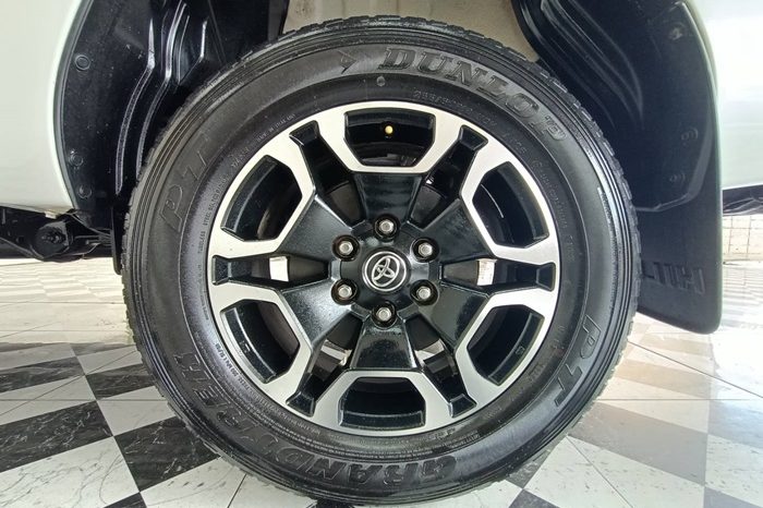 REVO 4WD 2021 2.8G MT SMART CAB WHITE  6382 full