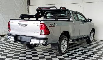 REVO 4WD 2020 2.4E MT SMART CAB SILVER  3696 full