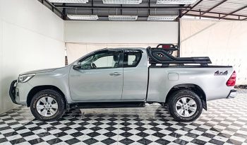 REVO 4WD 2020 2.4E MT SMART CAB SILVER  3696 full