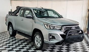 REVO 4WD 2020 2.4E MT SMART CAB SILVER  3696 full