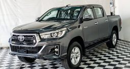 REVO PRE 2019 2.4E AT DOUBLE CAB DARK GREY  2786