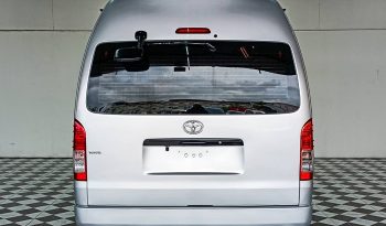 TOYOTA 2WD 2018 3.0 MT COMMUTER SILVER  6380 full