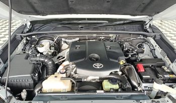 REVO 4WD 2022 2.8G AT DOUBLE CAB SILVER  3453 full