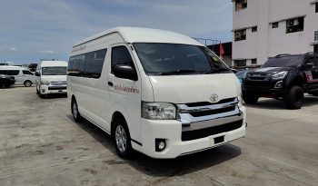 TOYOTA 2WD 2018 3.0 MT COMMUTER WHITE  9590 full