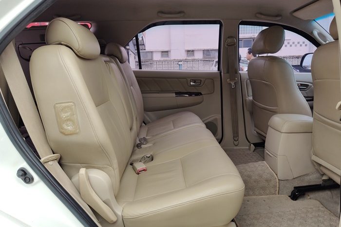 TOYOTA 4WD 2007 2.7V AT FORTUNER WHITE  4790 full