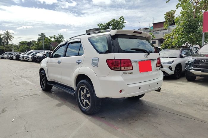 TOYOTA 4WD 2005 2.7V AT FORTUNER WHITE  6119 full
