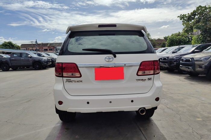 TOYOTA 4WD 2005 2.7V AT FORTUNER WHITE  6119 full
