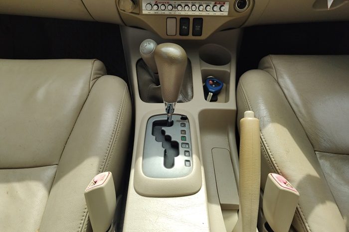 TOYOTA 4WD 2005 2.7V AT FORTUNER WHITE  6119 full