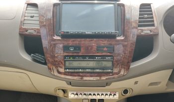 TOYOTA 4WD 2005 2.7V AT FORTUNER WHITE  6119 full