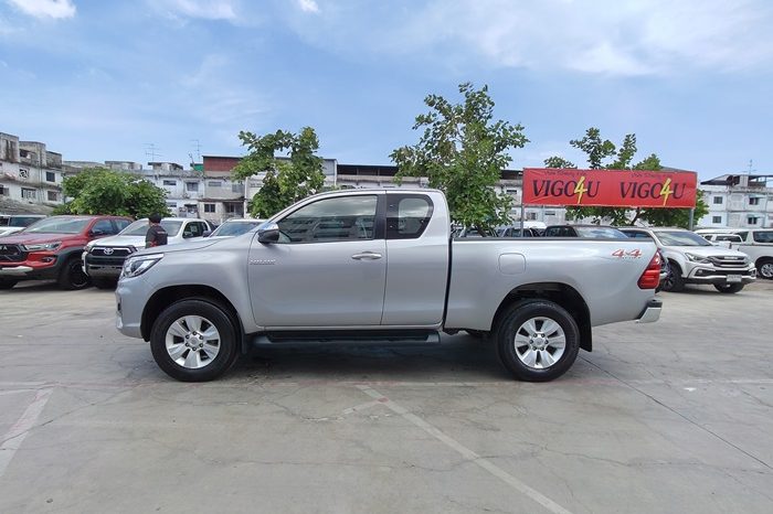 REVO 4WD 2020 2.4E MT SMART CAB SILVER  3421 full