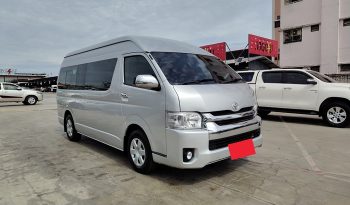 TOYOTA 2WD 2018 3.0 MT COMMUTER SILVER  2707 full