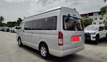 TOYOTA 2WD 2018 3.0 MT COMMUTER SILVER  2707 full