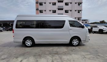 TOYOTA 2WD 2018 3.0 MT COMMUTER SILVER  2707 full