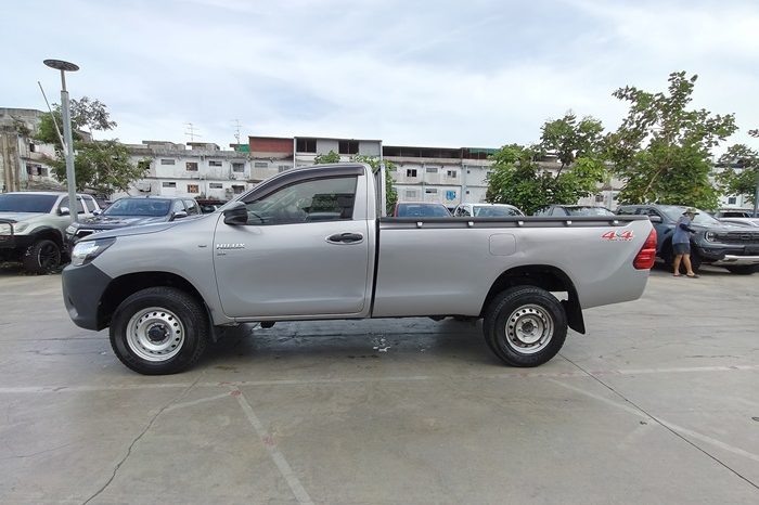 REVO 4WD 2019 2.8J MT STANDARD SILVER  1150 full