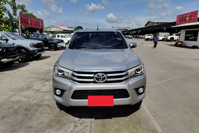 REVO 4WD 2017 2.8G AT DOUBLE CAB SILVER  2801 full