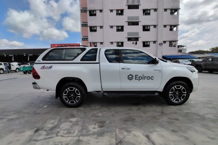 REVO 4WD 2021 2.8G MT SMART CAB WHITE  6381 full