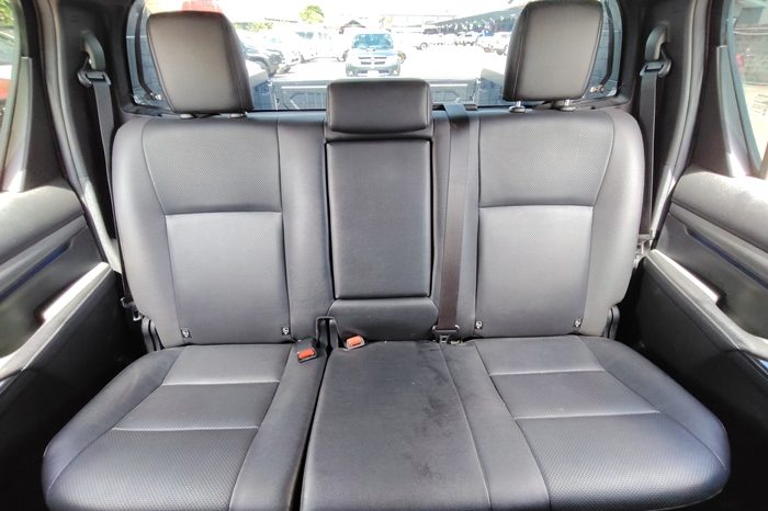 ROCCO 2WD 2022 2.4G AT DOUBLE CAB BLACK  8418 full