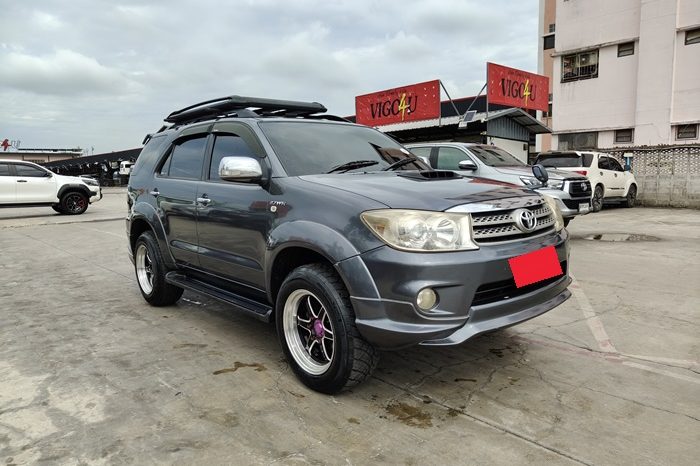 TOYOTA 4WD 2005 2.7V AT FORTUNER DARK GREY  2416 full