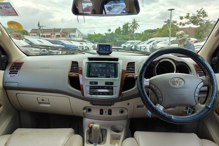 TOYOTA 4WD 2005 2.7V AT FORTUNER DARK GREY  2416 full
