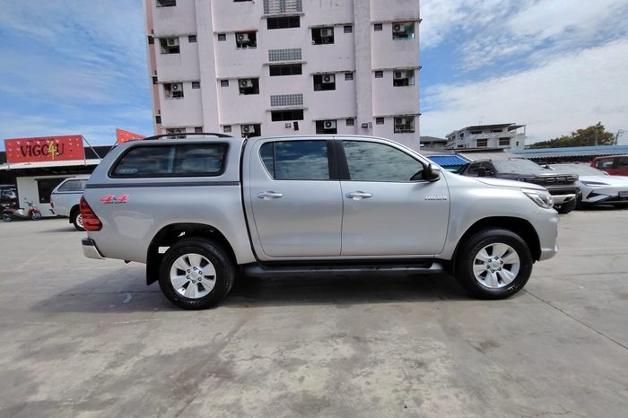 REVO 4WD 2020 2.4E MT DOUBLE CAB SILVER  7796 full