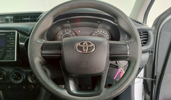 REVO 4WD 2019 2.8J MT STANDARD SILVER  1150 full