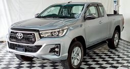 REVO 4WD 2020 2.4E MT SMART CAB SILVER  3422