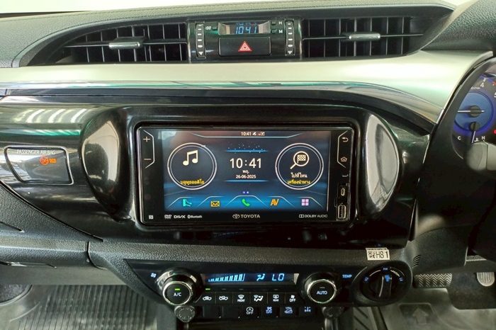 REVO 4WD 2020 2.8G AT DOUBLE CAB WHITE  4263 full