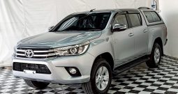 REVO 4WD 2017 2.8G AT DOUBLE CAB SILVER  437