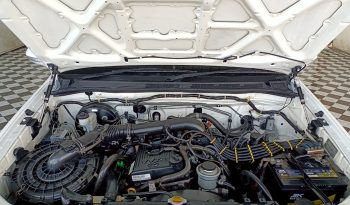 TOYOTA 4WD 2005 2.7V AT FORTUNER WHITE  6119 full