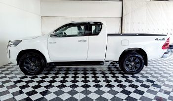 REVO 4WD 2021 2.4E MT SMART CAB WHITE  6392 full