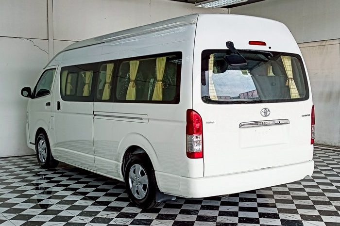 TOYOTA 2WD 2015 3.0 MT COMMUTER WHITE  6866 full