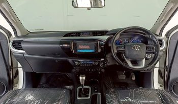 REVO 4WD 2018 2.8G AT DOUBLE CAB WHITE  8314 full