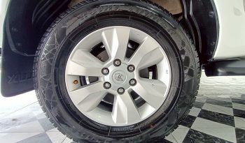 REVO 4WD 2020 2.8G AT DOUBLE CAB WHITE  8581 full
