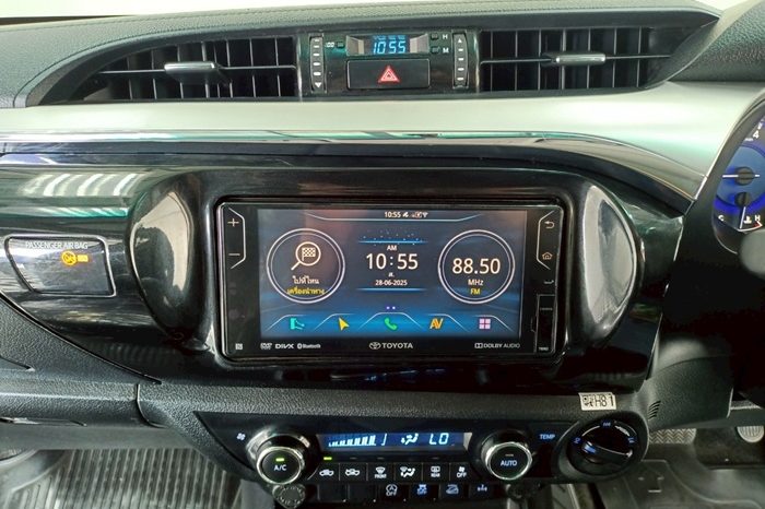 REVO 4WD 2020 2.8G AT DOUBLE CAB WHITE  8581 full