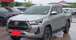 REVO 4WD 2021 2.4E MT DOUBLE CAB SILVER  2057