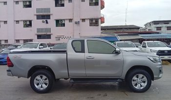 REVO 4WD 2020 2.4E MT SMART CAB SILVER  3681 full