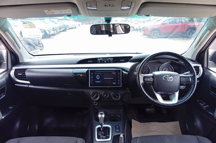 REVO PRE 2019 2.4E AT SMART CAB SILVER  1526 full