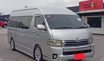 TOYOTA 2WD 2018 3.0 AT COMMUTER SILVER  3487 full