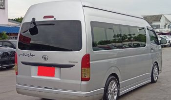 TOYOTA 2WD 2018 3.0 AT COMMUTER SILVER  3487 full
